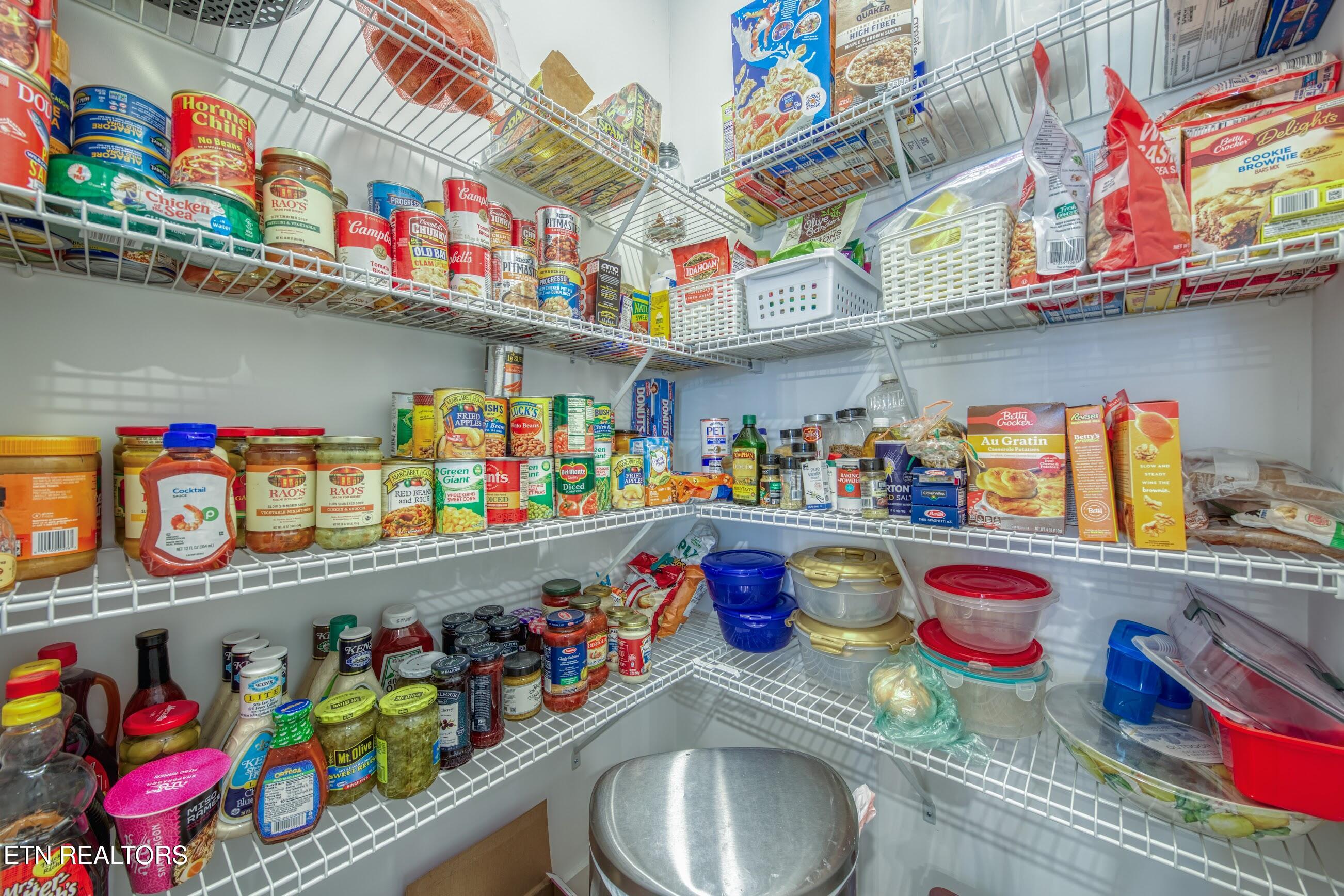 166 Goldheart Road Farragut, TN 37934 - Photo 21 of 44 166 Goldheart Rd Pantry