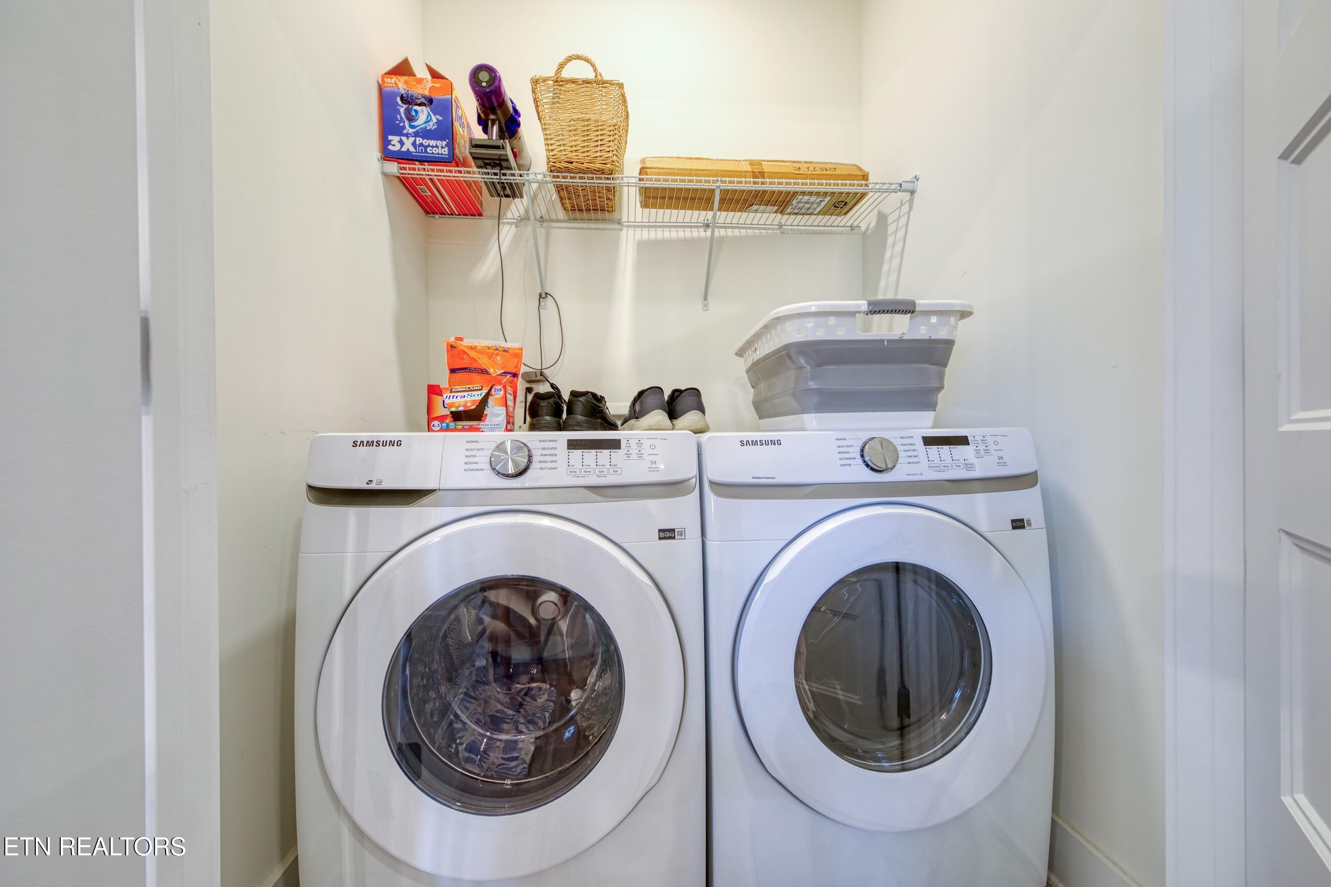 166 Goldheart Road Farragut, TN 37934 - Photo 22 of 44 166 Goldheart Rd Laundry