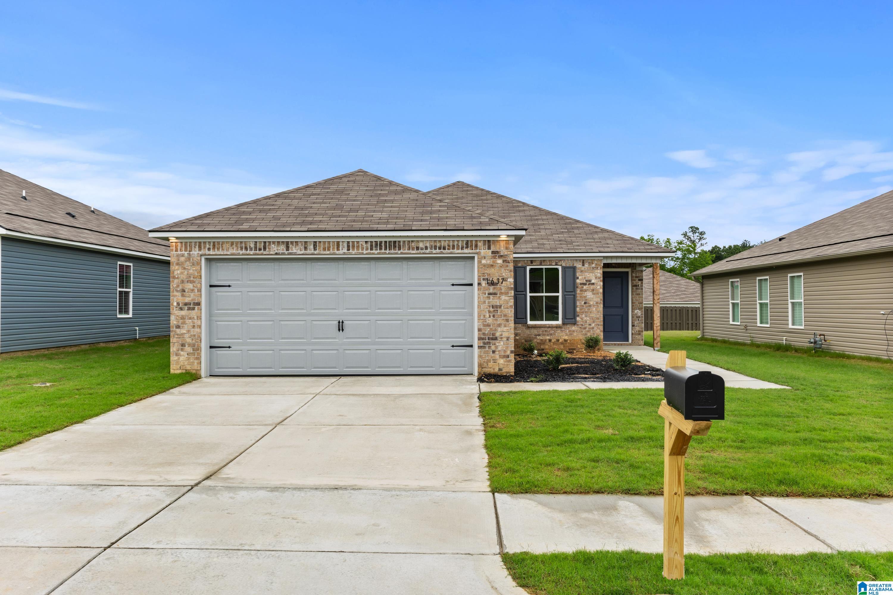 1637 Simmons Street Cullman, AL 35055 - Photo 2 of 29