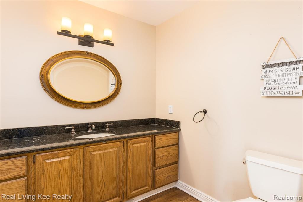 1427 Ridge Court Rochester, MI 48306 - Photo 25 of 50