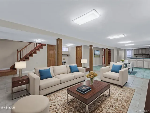 $3,900 | 58-52 208th Street | Bayside