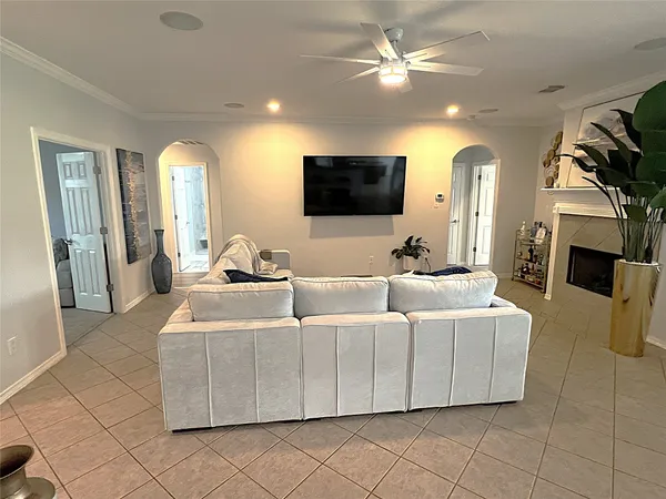 $2,395 | 8426 Hunters Village Drive, Humble, TX 77346