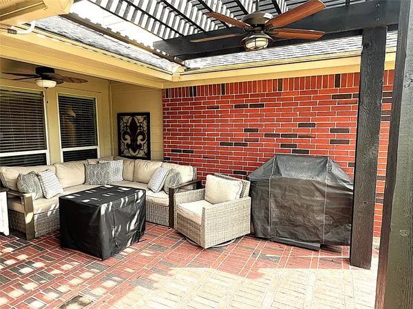 $2,395 | 8426 Hunters Village Drive, Humble, TX 77346