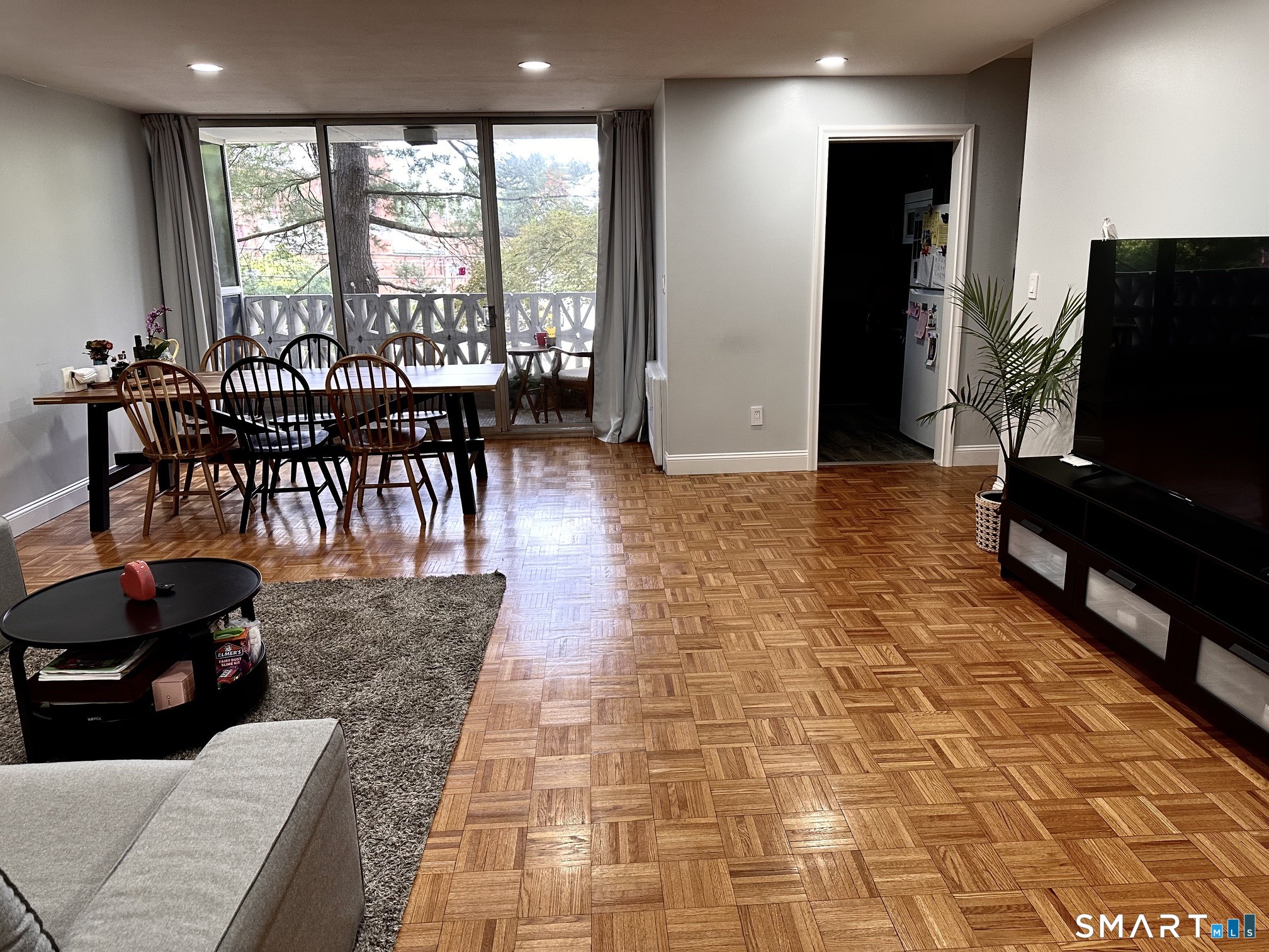 5 Bishop Road, Unit 101 West Hartford, CT 06119 - Photo 2 of 18