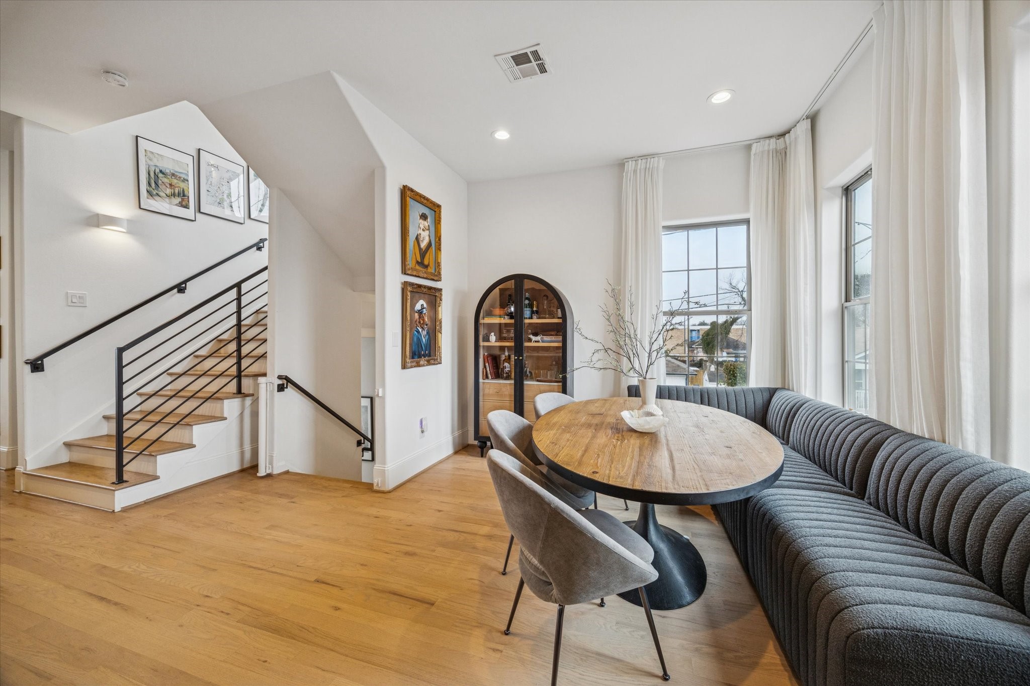 1614 Sampson Street Houston, TX 77003 - Photo 10 of 32