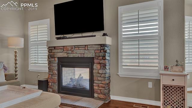 10525 Slumber Ridge Way Colorado Springs, CO 80908 - Photo 9 of 36