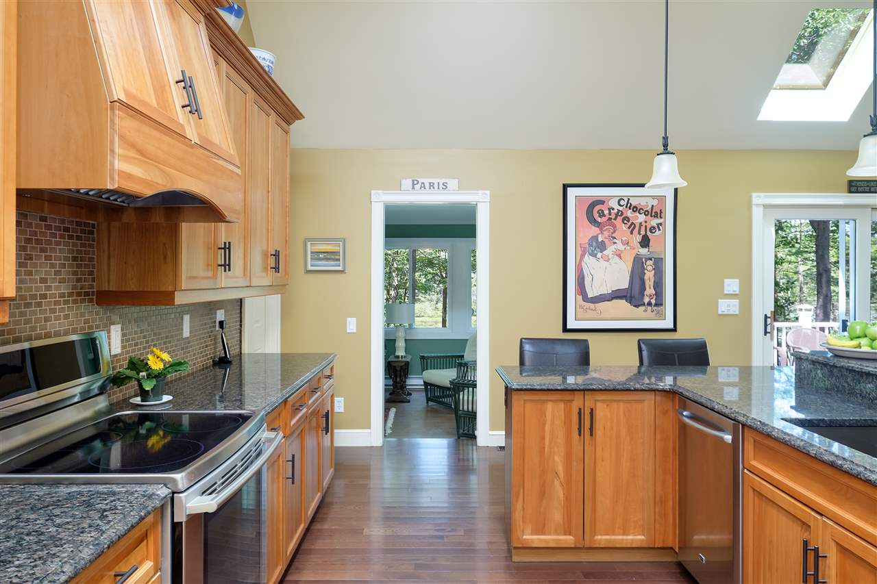 48 Pine Mountain Road York, ME 03902 - Photo 8 of 40 Gallery Image 8