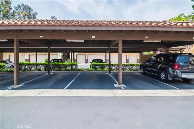 $615,000 | 2960 Champion Way, Unit 1006, Tustin, CA 92782