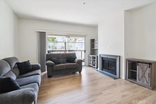 $615,000 | 2960 Champion Way, Unit 1006, Tustin, CA 92782