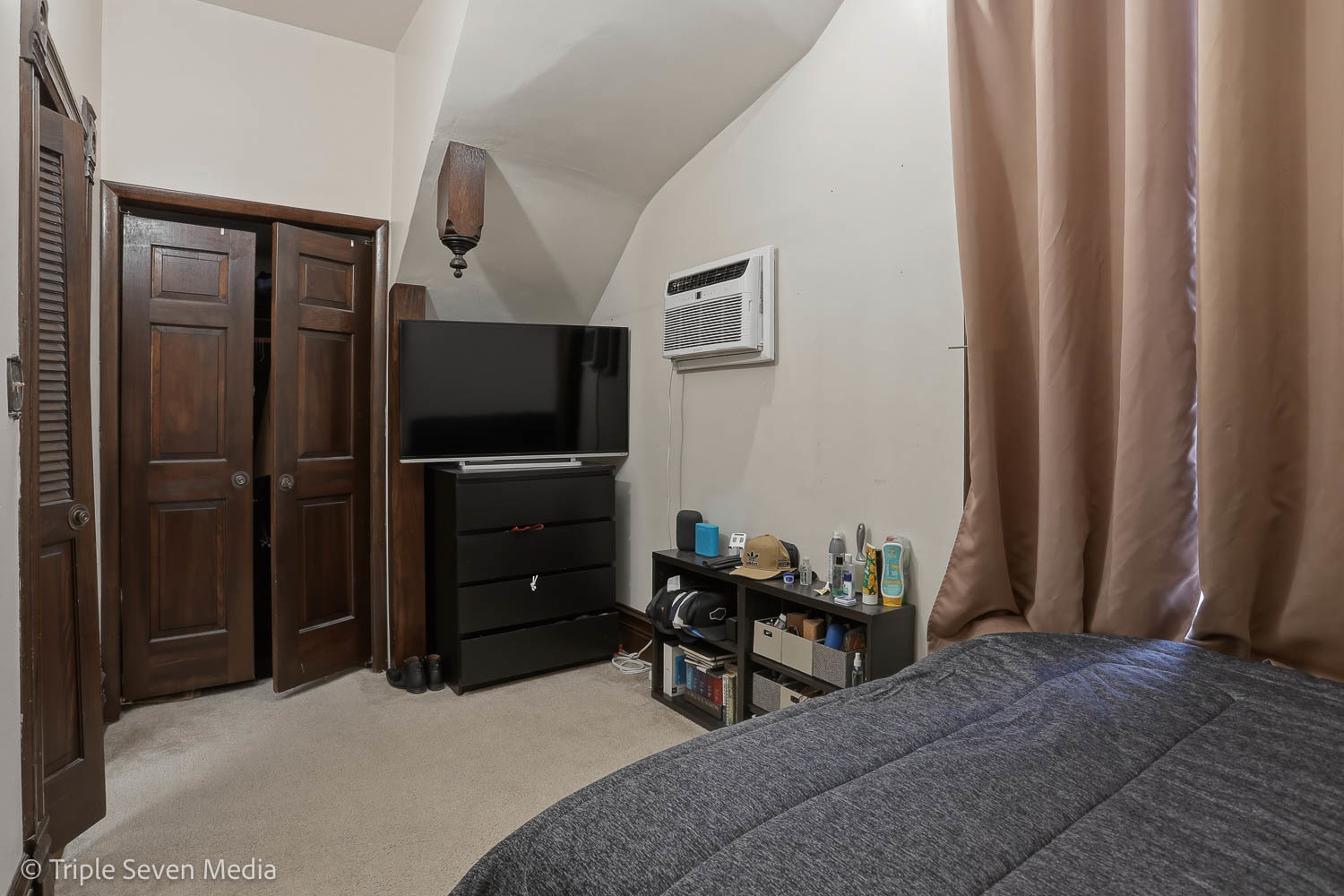 3315 South Wood Street Chicago, IL 60608 - Photo 64 of 80 a bedroom with a bed and a television