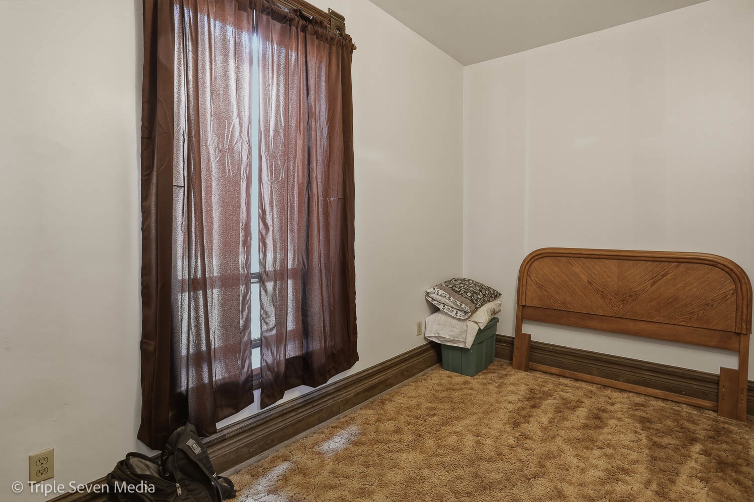 3315 South Wood Street Chicago, IL 60608 - Photo 72 of 80 a bedroom with a couch and a window