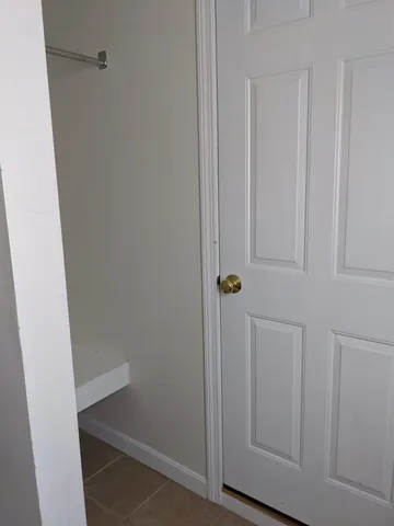 $2,250 | 24 Dakota Drive, Unit 242, Fremont, NH 03044