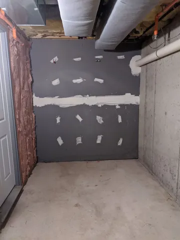 $2,250 | 24 Dakota Drive, Unit 242, Fremont, NH 03044