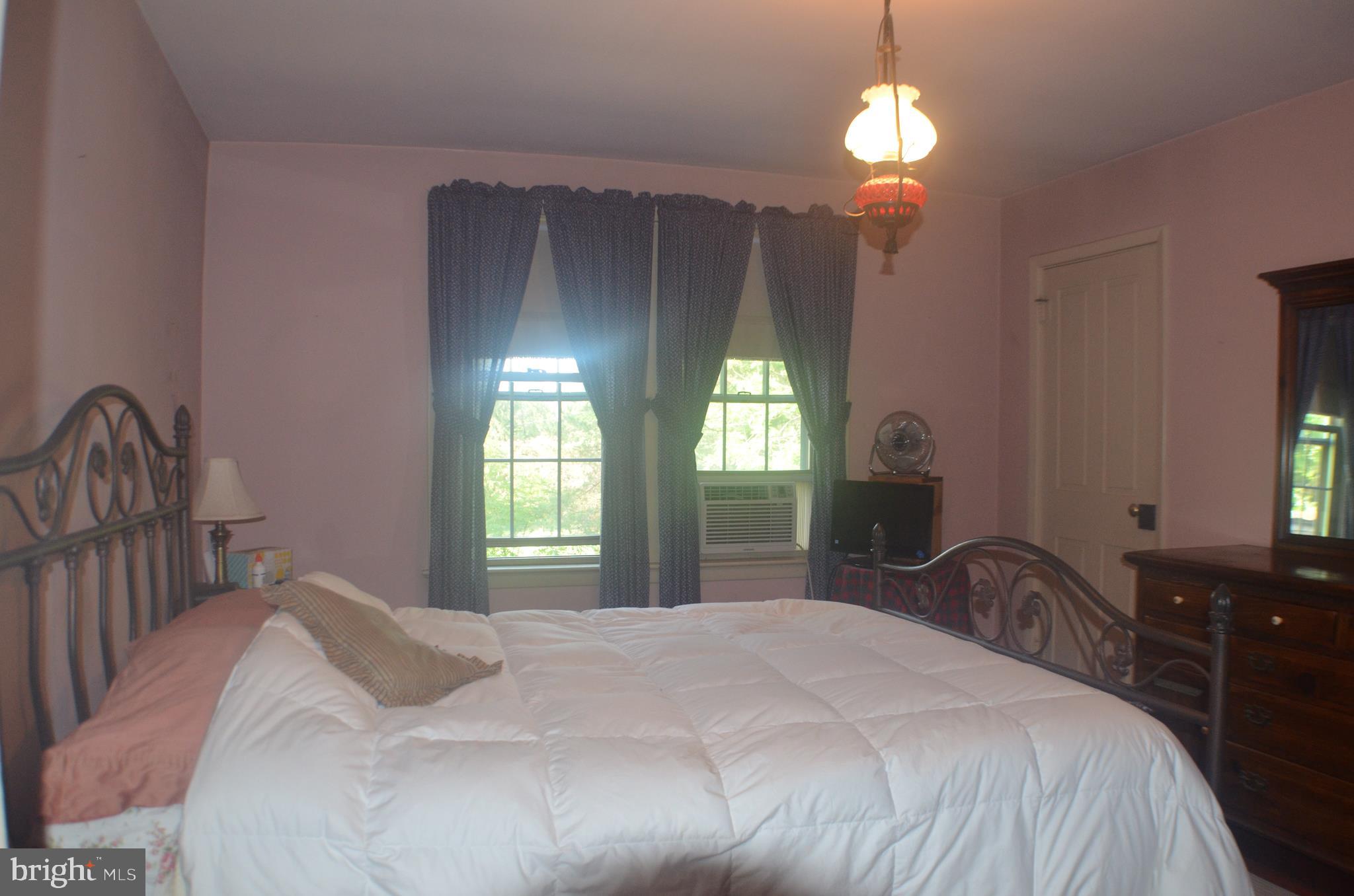 2901 East Orvilla Road Hatfield, PA 19440 - Photo 8 of 11 Gallery Image 8
