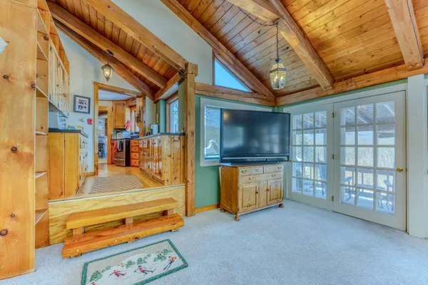 $1,299,900 | 81 Meadow Lane, North Woodstock, NH 03262