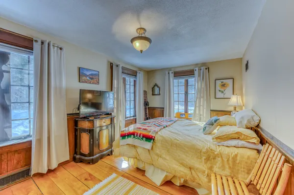 $1,299,900 | 81 Meadow Lane, North Woodstock, NH 03262