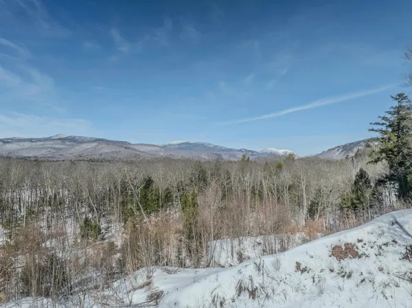 $1,299,900 | 81 Meadow Lane, North Woodstock, NH 03262