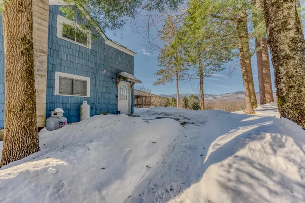$1,299,900 | 81 Meadow Lane, North Woodstock, NH 03262
