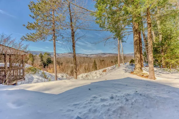 $1,299,900 | 81 Meadow Lane, North Woodstock, NH 03262