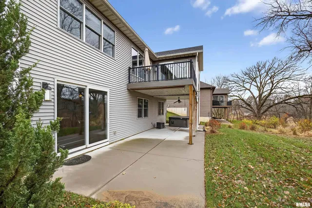 $750,000 | 4136 Muirfield Court, Bettendorf, IA 52722