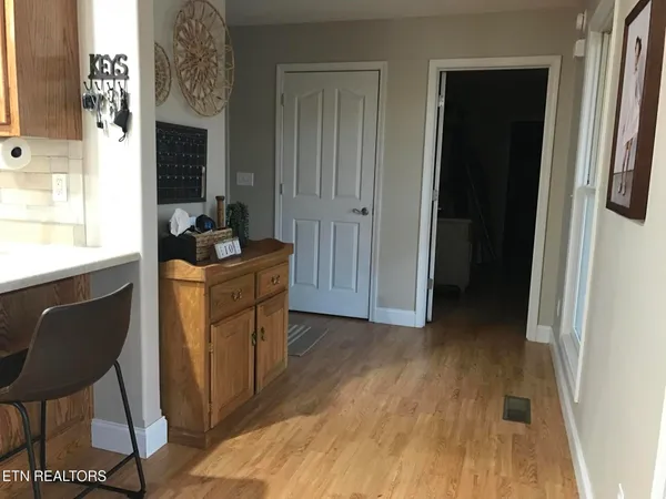 $649,900 | 131 East Lane, Jamestown, TN 38556