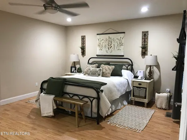 $649,900 | 131 East Lane, Jamestown, TN 38556