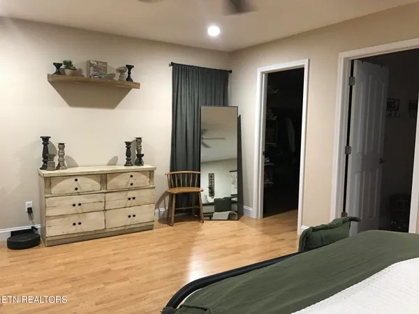 $649,900 | 131 East Lane, Jamestown, TN 38556