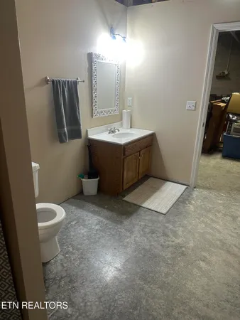 $649,900 | 131 East Lane, Jamestown, TN 38556