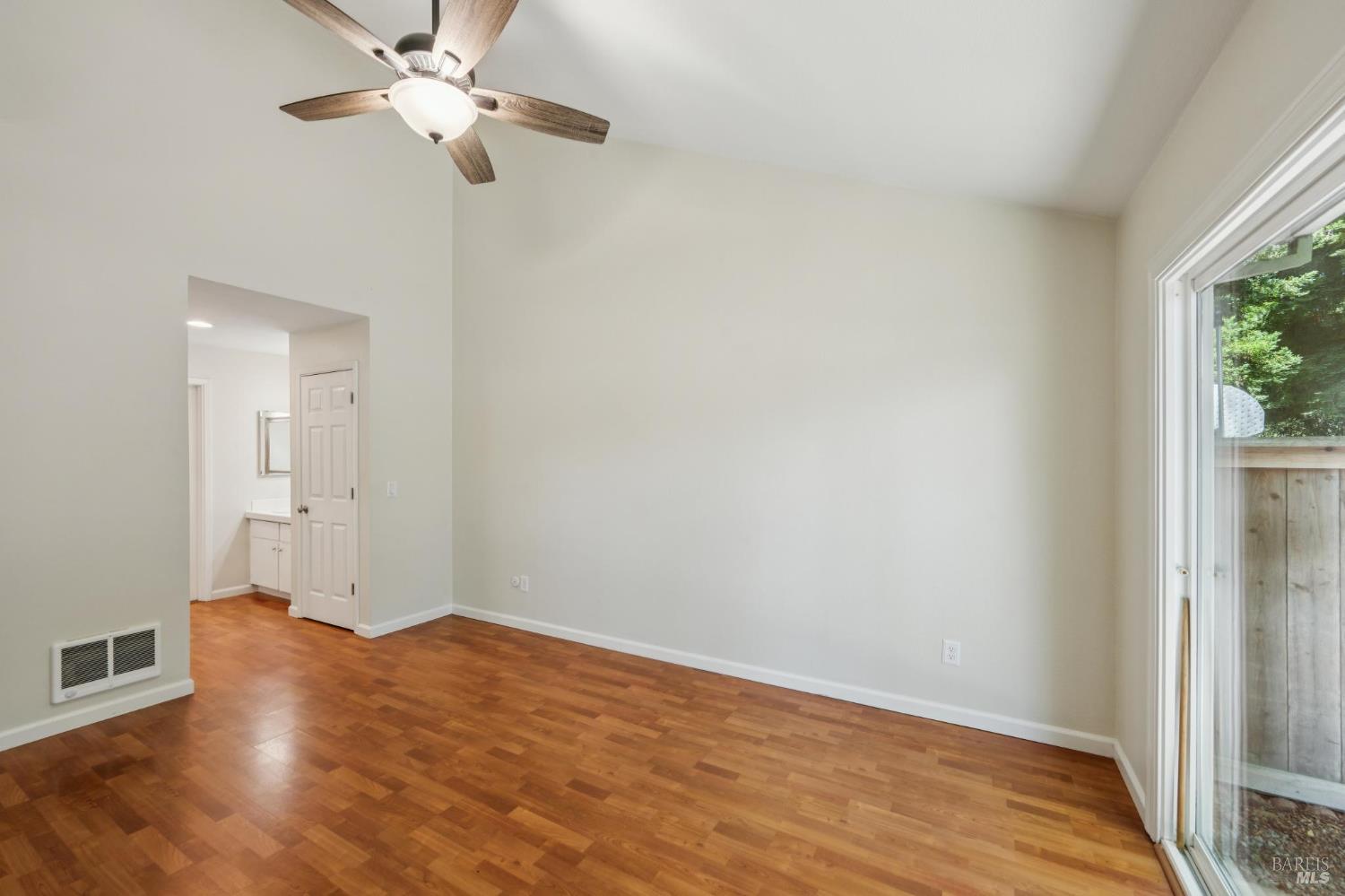 734 Racquet Club Circle Rohnert Park, CA 94928 - Photo 20 of 35