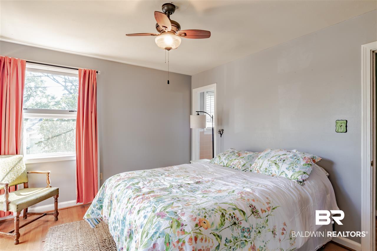 407 Thornton Place Mobile, AL 36609 - Photo 17 of 25