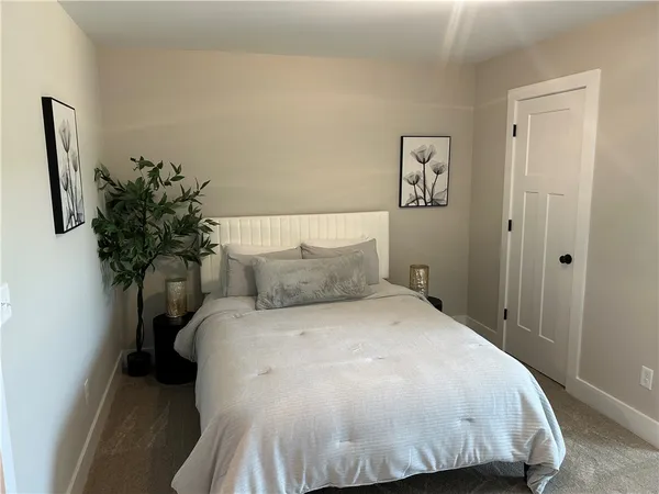 $464,900 | 102 Cross Creek Drive, Central, SC 29630