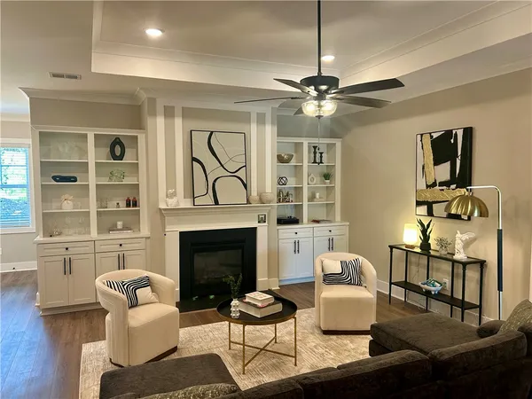 $464,900 | 102 Cross Creek Drive, Central, SC 29630