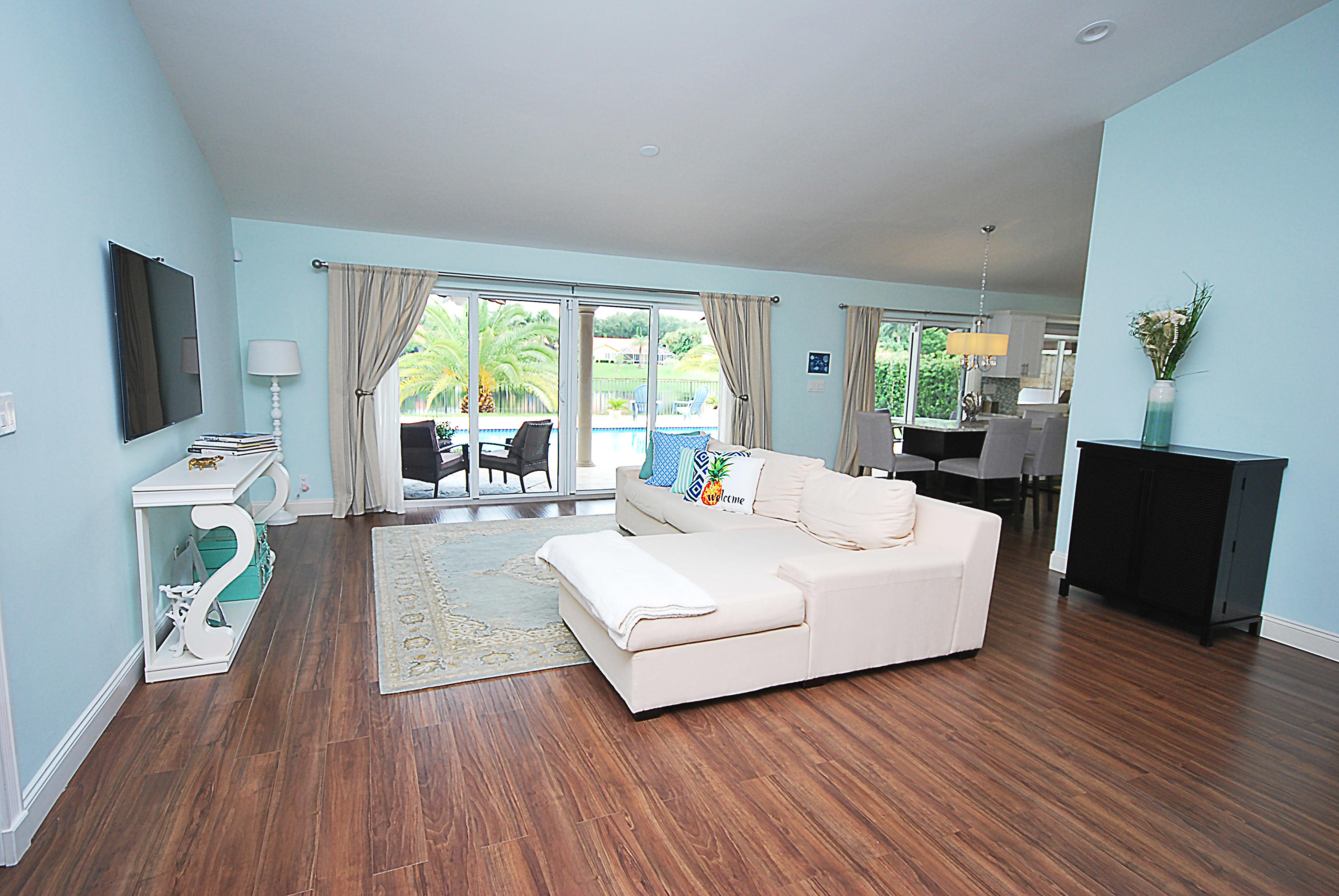 2621 Northwest 39th Street Boca Raton, FL 33434 - Photo 7 of 32 Great Room