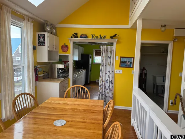 $599,000 | 1021 Irvin Garrish Highway, Unit 6, Ocracoke, NC 27960