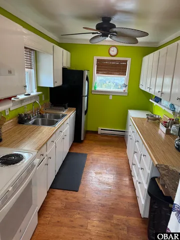 $599,000 | 1021 Irvin Garrish Highway, Unit 6, Ocracoke, NC 27960