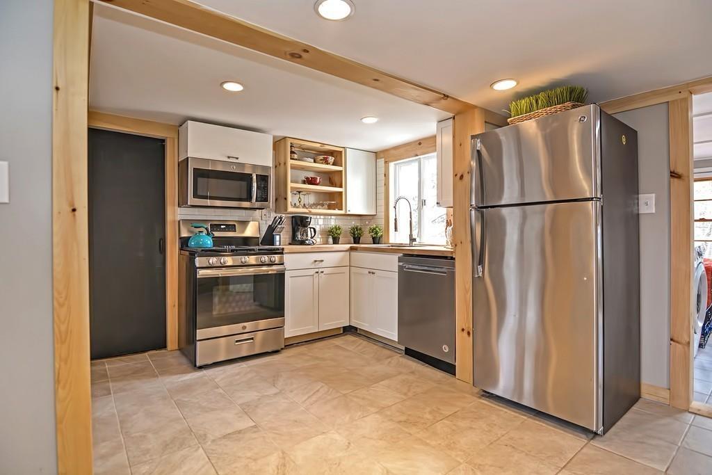 5 Kingsbury Road Norfolk, MA 02056 - Photo 13 of 28 Gallery Image 13