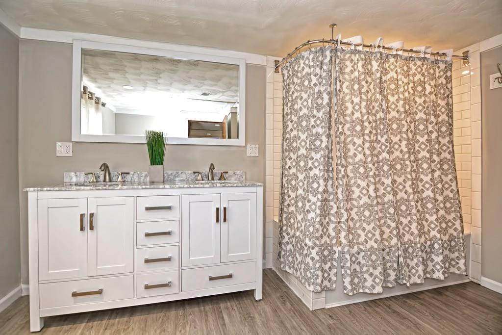 5 Kingsbury Road Norfolk, MA 02056 - Photo 8 of 28 Gallery Image 8