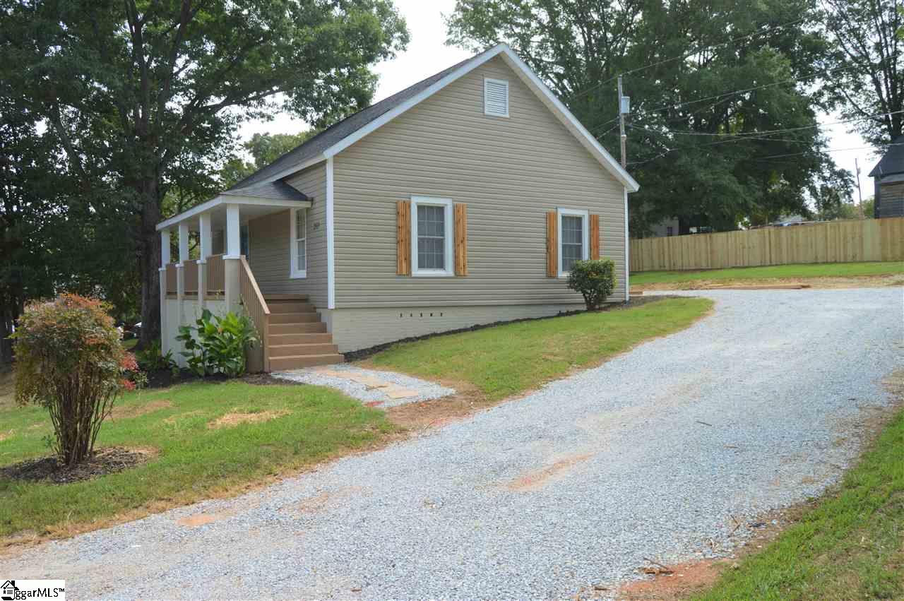 307 Hill Street Easley, SC 29640 - Photo 2 of 34 Gallery Image 2