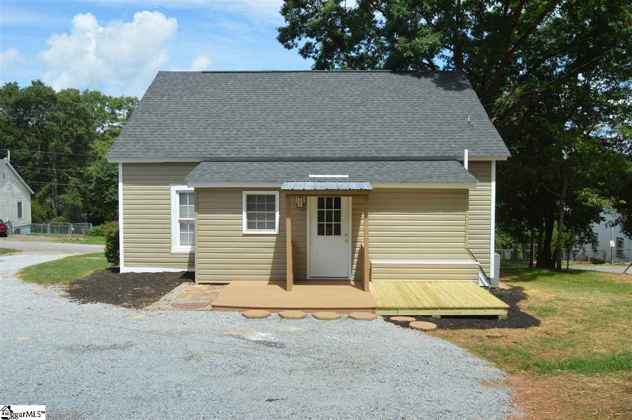 307 Hill Street Easley, SC 29640 - Photo 31 of 34 Gallery Image 31
