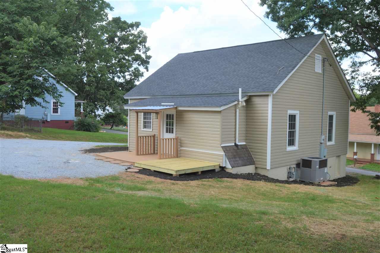 307 Hill Street Easley, SC 29640 - Photo 32 of 34 Gallery Image 32