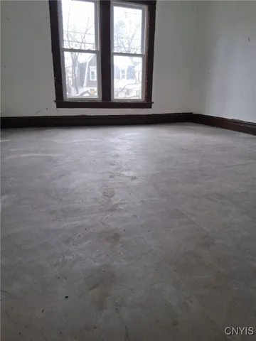 $118,500 | 2615 Midland Avenue, Syracuse, NY 13205