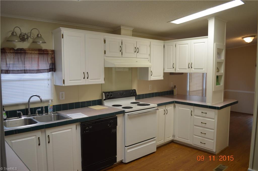 475 Westview Road Gibsonville, NC 27249 - Photo 5 of 19 Gallery Image 5