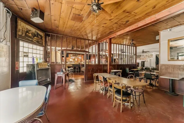 $570,000 | 21375 Main Street, Lakehead, CA 96051