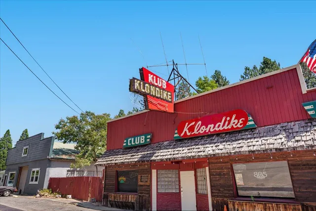 $570,000 | 21375 Main Street, Lakehead, CA 96051