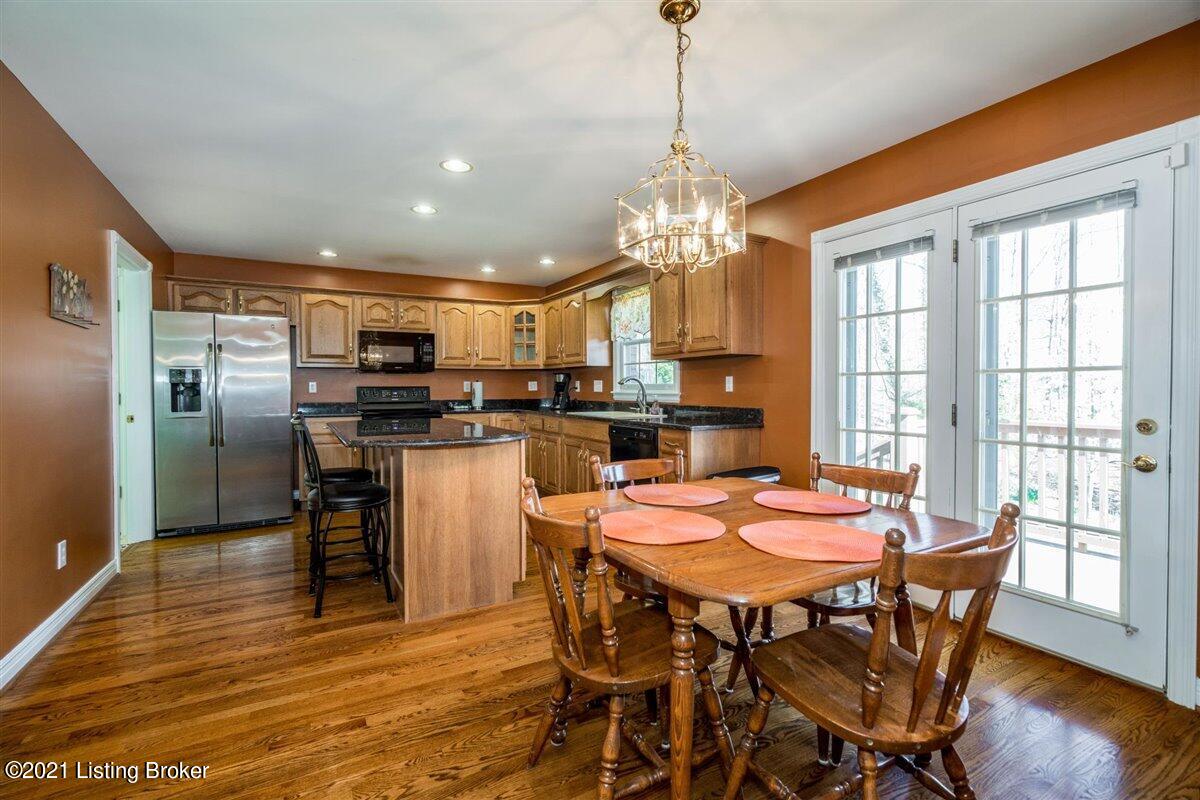 1811 Grand Ridge Road Louisville, KY 40214 - Photo 10 of 58 10-1811-10