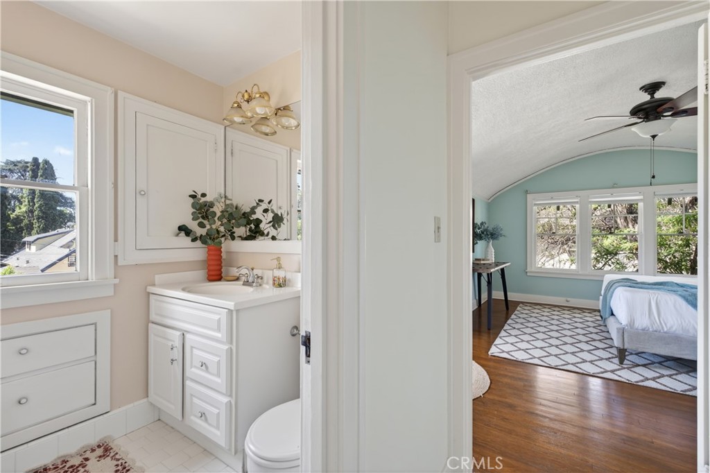 1409 Laurel Street South Pasadena, CA 91030 - Photo 17 of 21 Bathroom 2 and Primary Bedroom