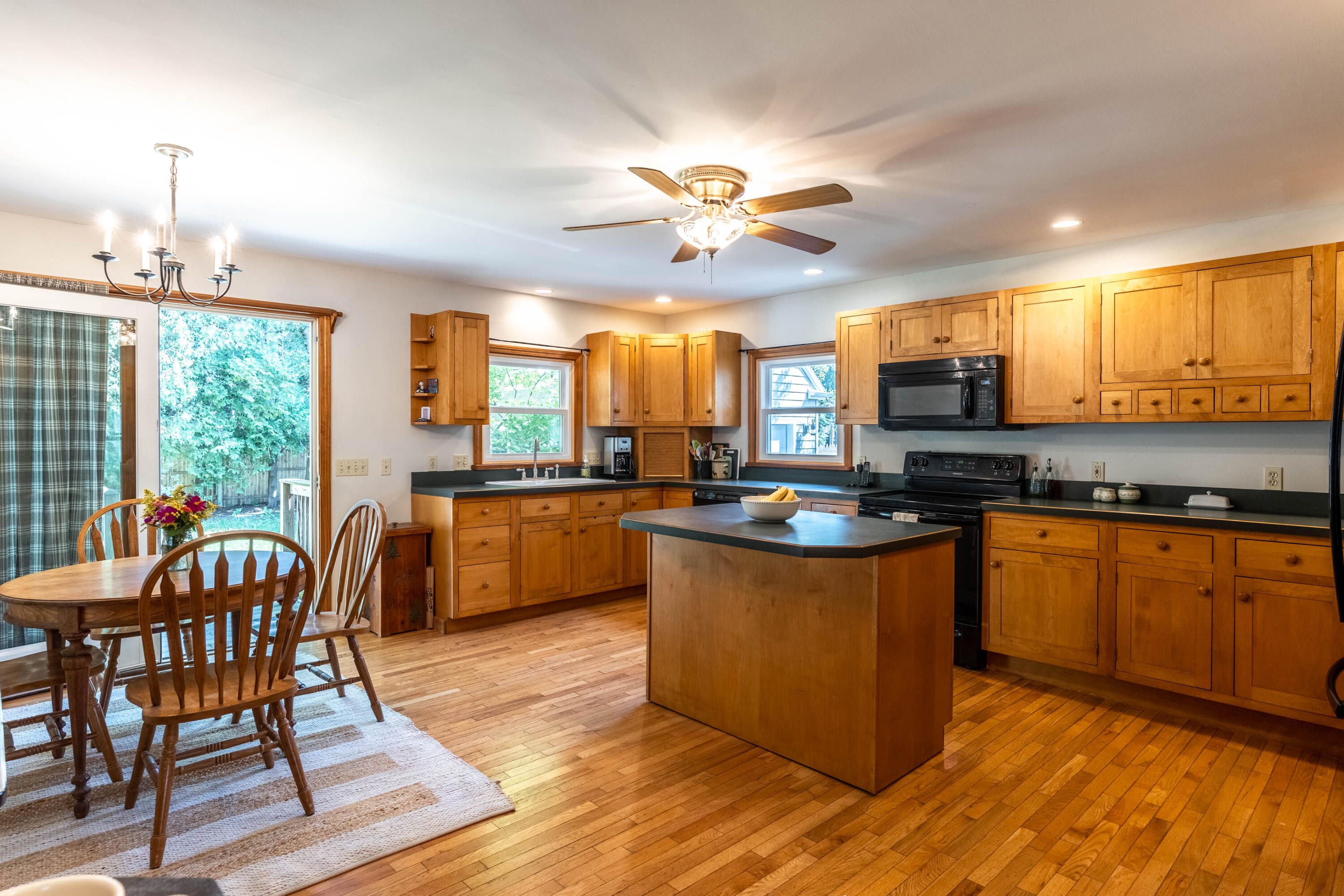 24 Orchard Road Cape Elizabeth, ME 04107 - Photo 8 of 41 24 Orchard Rd-Kitchen