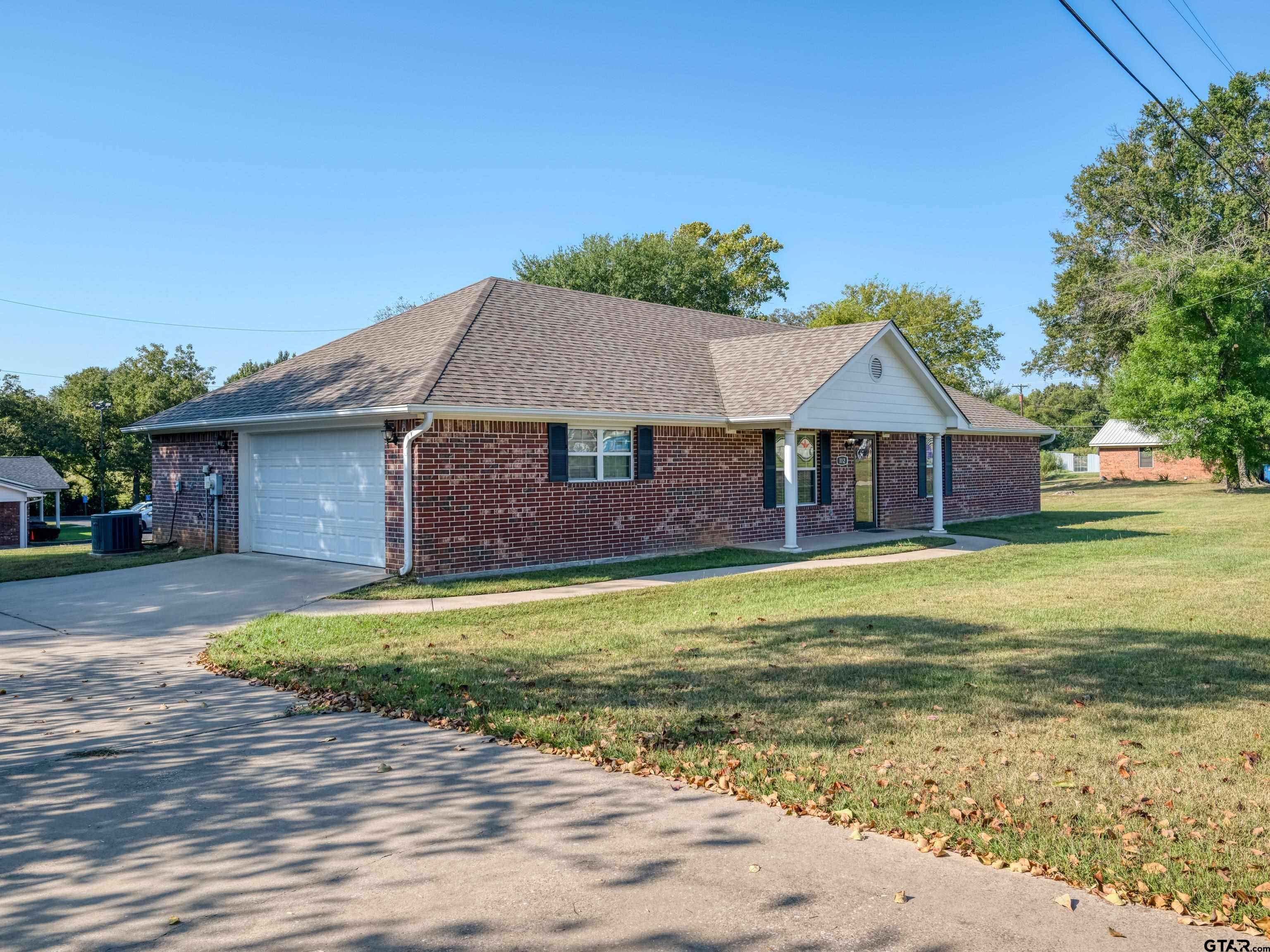 112 Noonday Road Chandler, TX 75758 - Photo 3 of 25