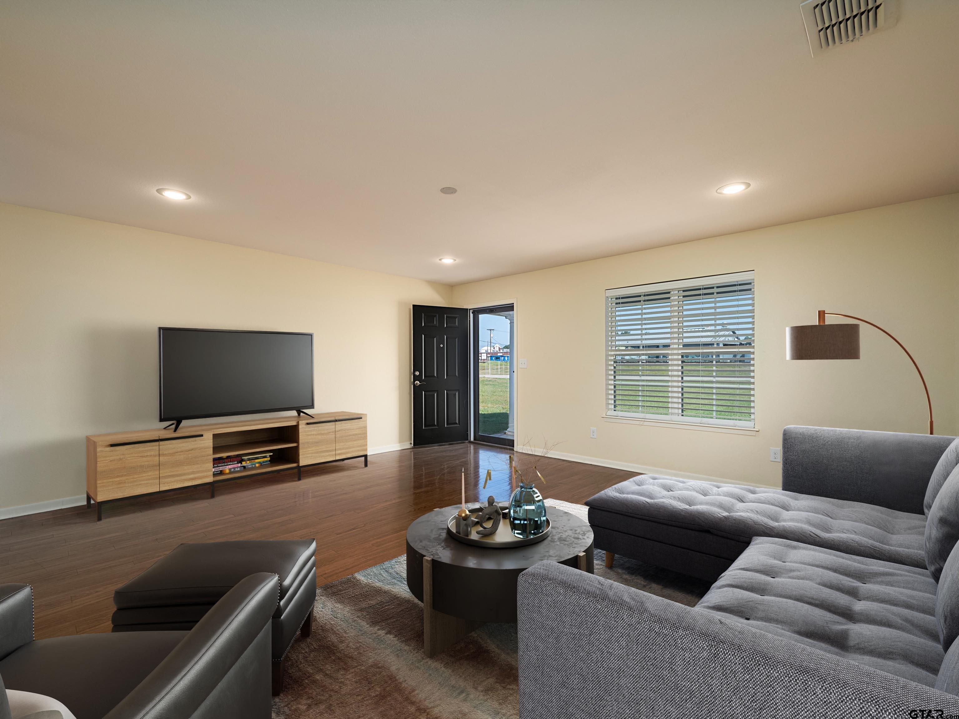 112 Noonday Road Chandler, TX 75758 - Photo 8 of 25