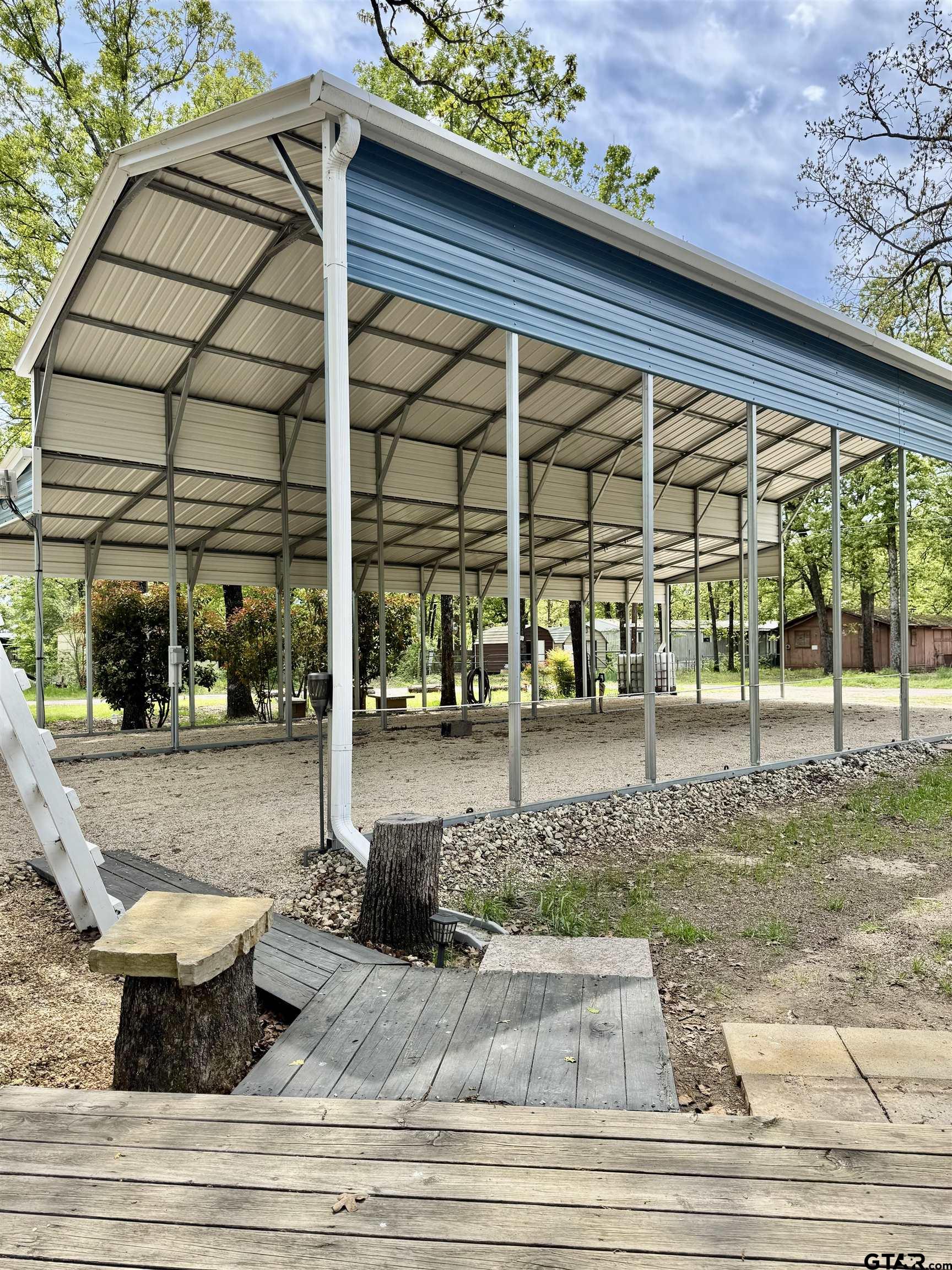 107 Private Road 7713 Emory, TX 75440 - Photo 4 of 22 a view of outdoor space
